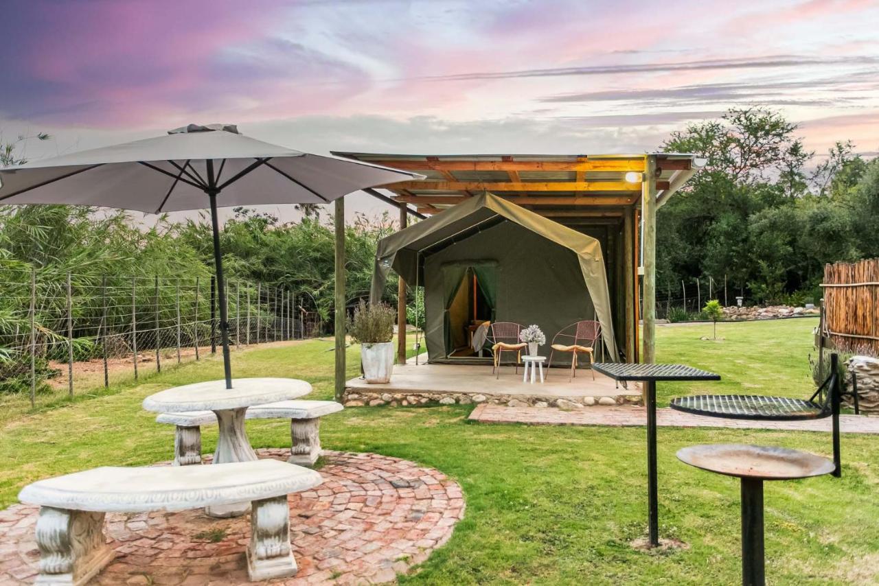 Schoemanshoek Glamping Oudtshoorn Exterior foto